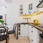 Zamenhofa Studio Kraków by Renters